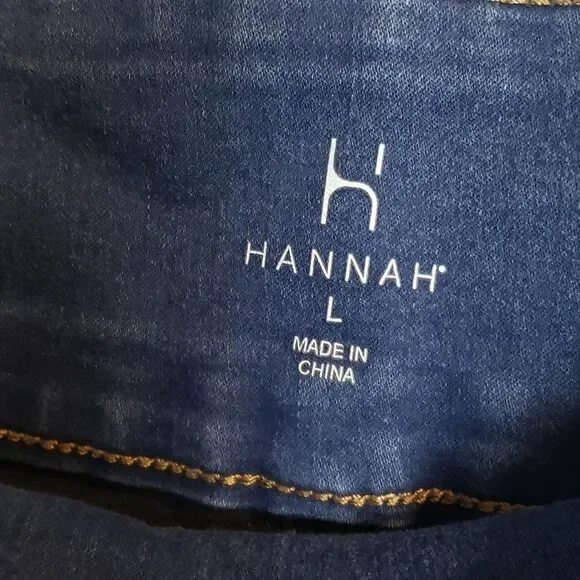 Hannah   - Picture 2 of 4